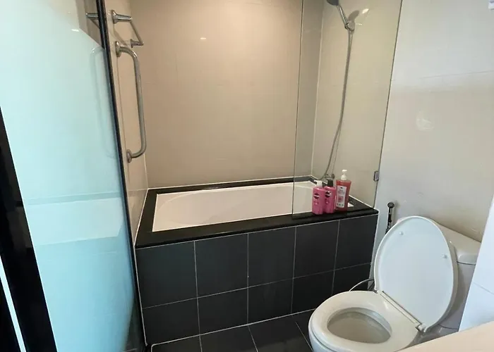 4pax Mrt Bts Asoke, Terminal21 Apartment